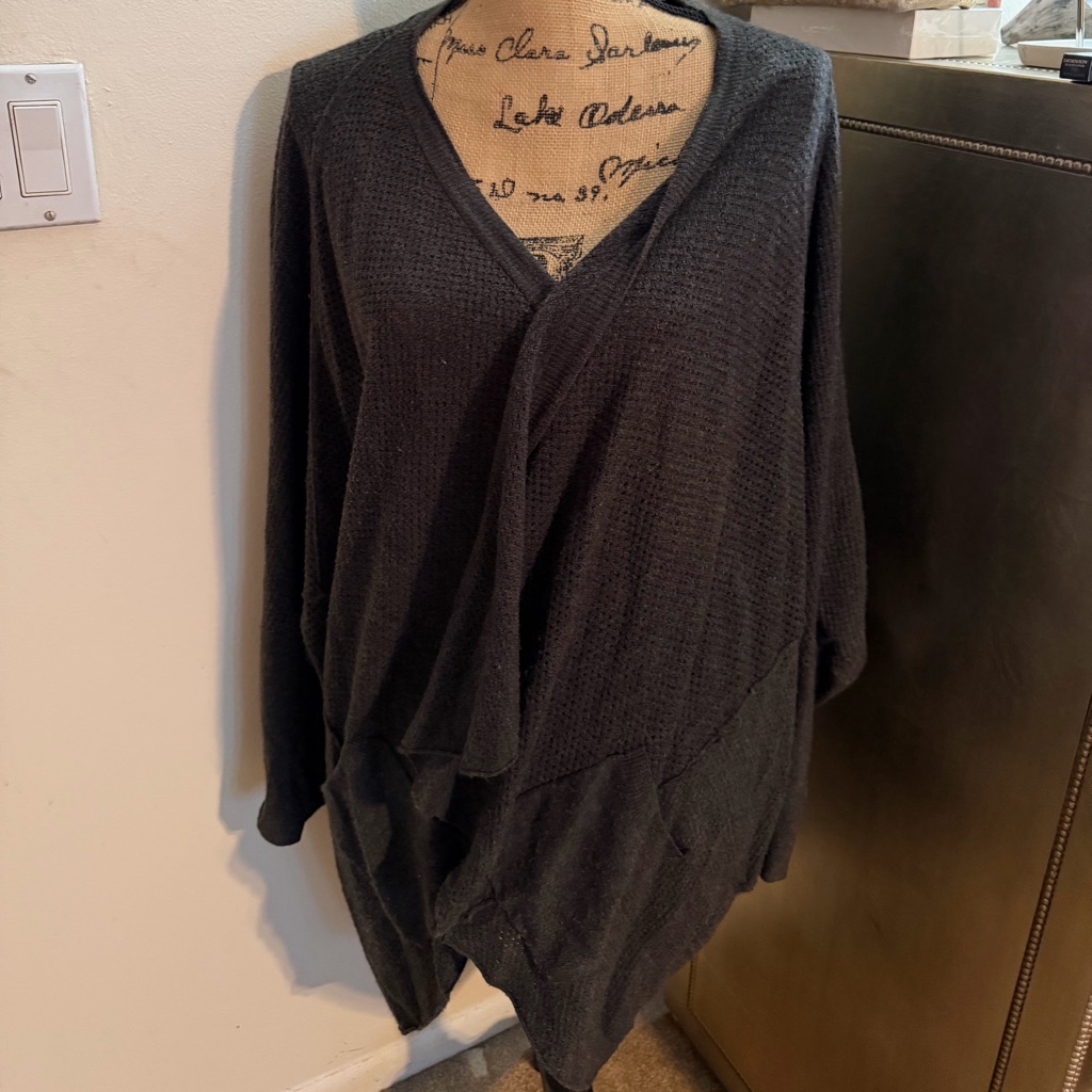 Sweet Romeo Charcoal Gray Women's Sweater